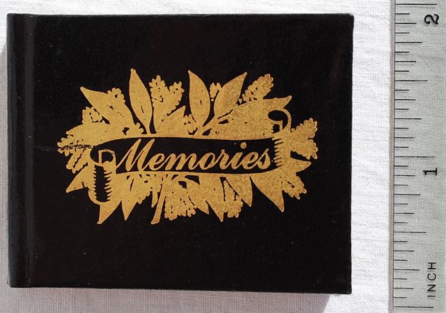 Image for Memories: An Anthology.