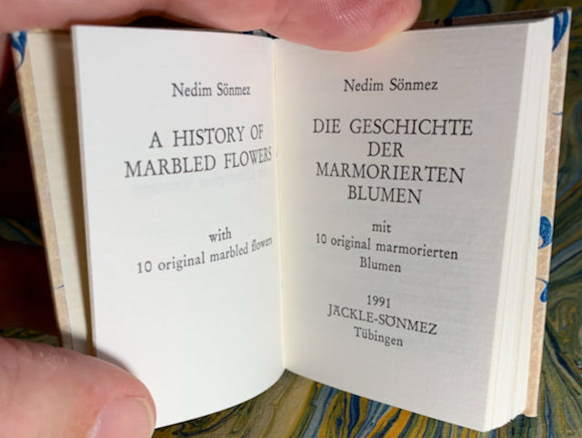 Image for Die Geschichte der Marmorierten Blumen mit 10 original marmorierten Blumen. A History of Marbled Flowers with 10 Original Marbled Flowers